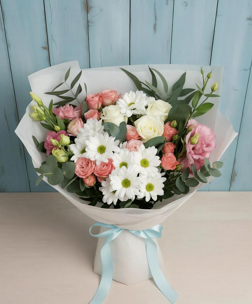 Букет цветов из: Розы, Лизиантусы и Хризантемы в Майртупе
