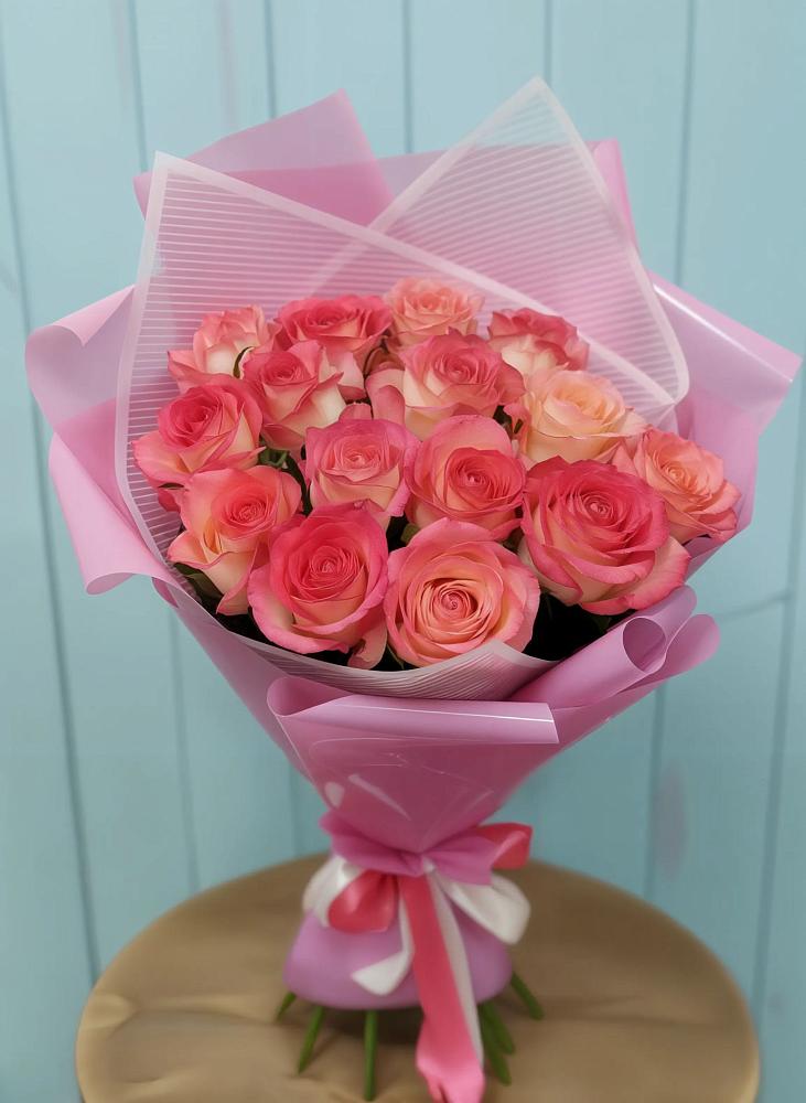 Букет 15 Розовых роз Равель в Майртупе