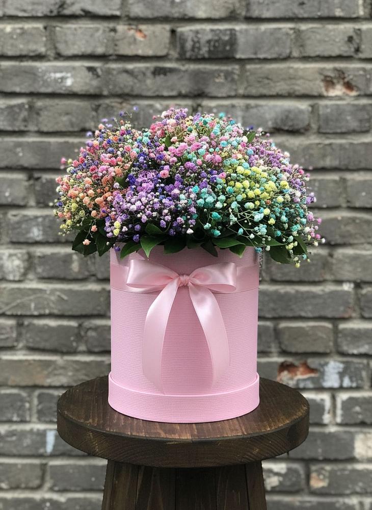 Цветочная композиция из Гипсофила и Розы в шляпной коробке в Майртупе