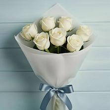 Букет 7 Белых роз Эдлесс Лав в Майртупе