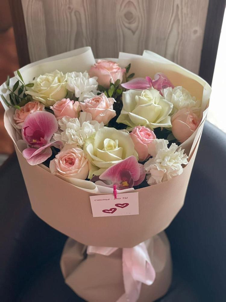 Букет цветов из: Орхидеи, Розы и Гвоздики в Майртупе