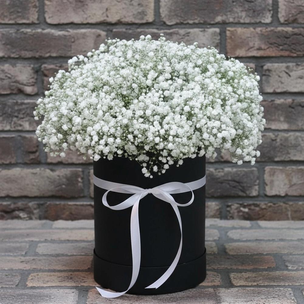 Цветочная композиция из Гипсофила в шляпной коробке в Майртупе