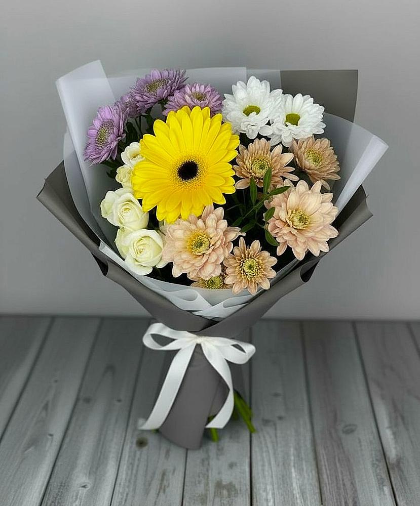 Букет цветов из: Розы, Герберы и Хризантемы в Майртупе