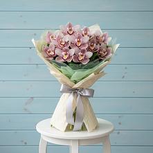 Букет цветов из:  Орхидеи и Розы в Майртупе