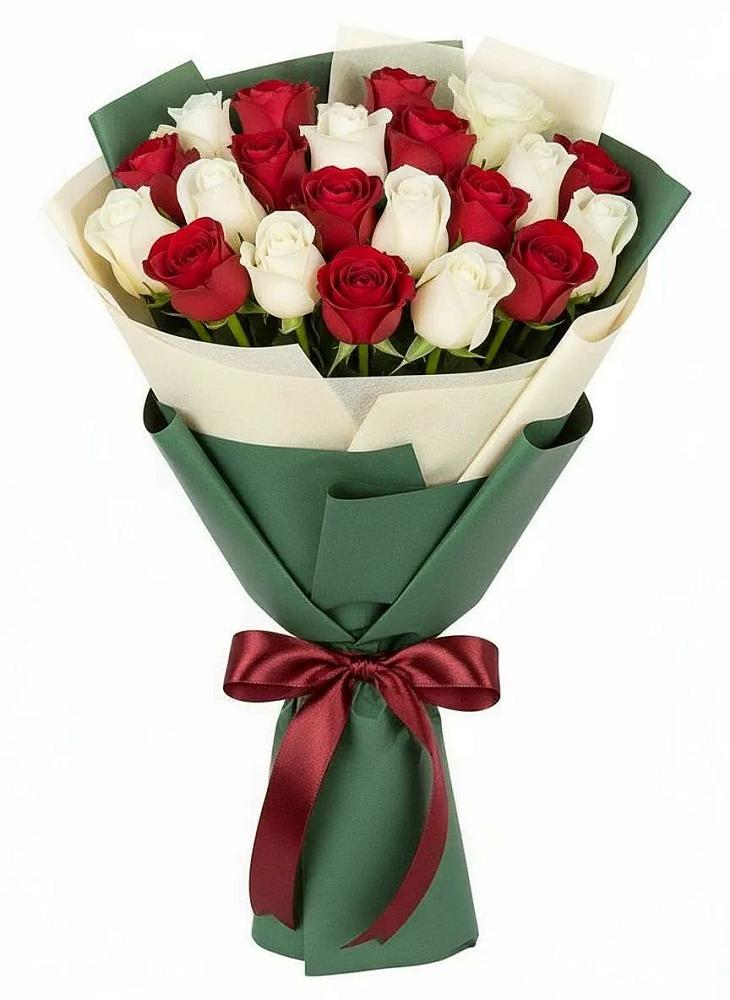 Букет Микс из красных и белых роз в Майртупе