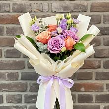 Букет цветов из:  Лизиантусы и Розы #REPLACE_PRED# Майртупе