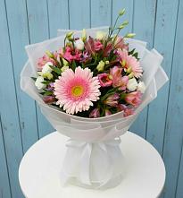 Букет цветов из:  Герберы, Альстромерии и Лизиантусы в Майртупе