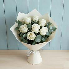 Букет Белые розы в Эвкалипте в Майртупе